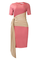 Schickes weißes, figurbetontes Midikleid